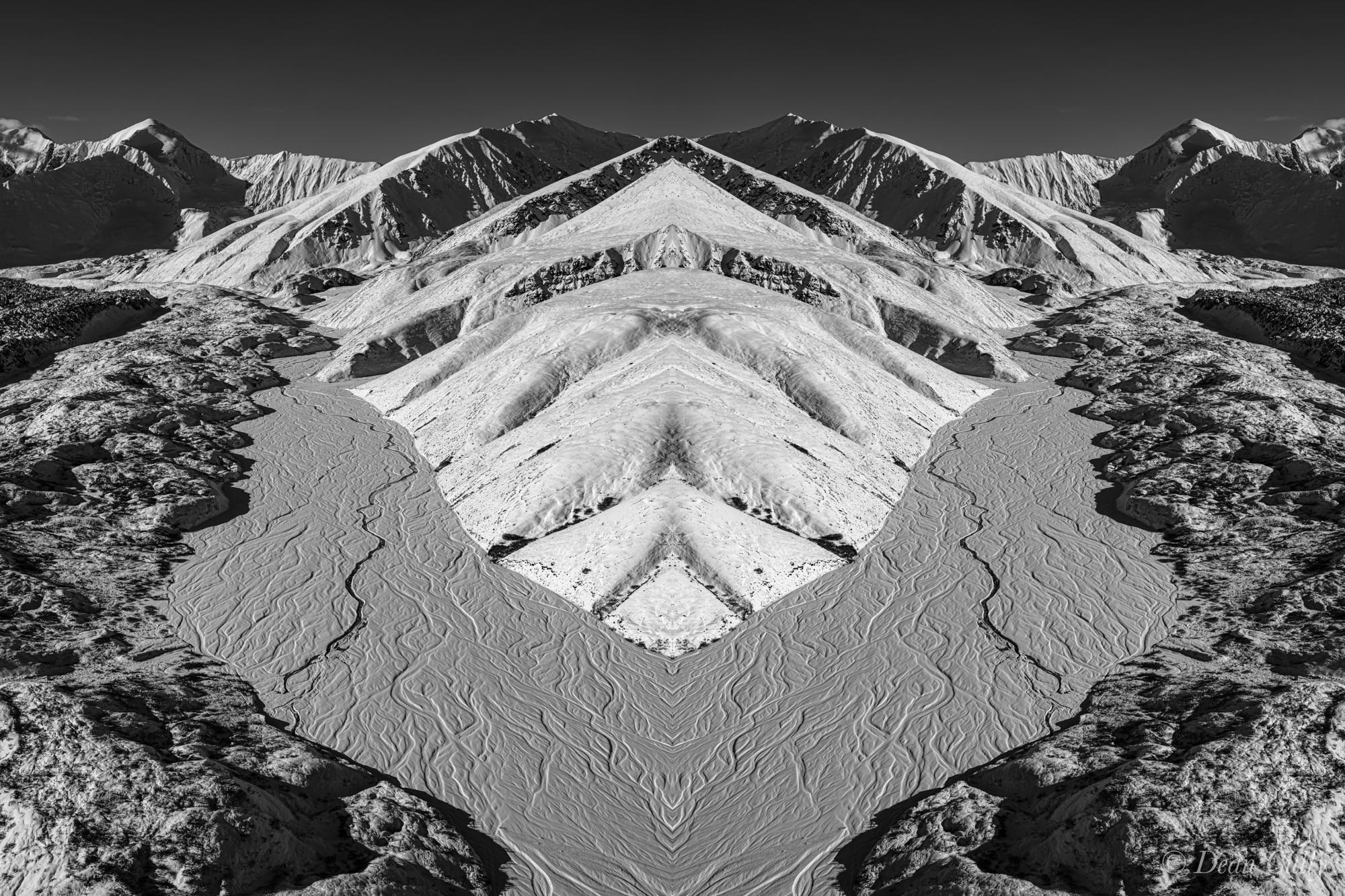 alaska_muldrow_glacier_denali_alaskarange_symmetry_mirrorimage_aerial_landscape_deancully
