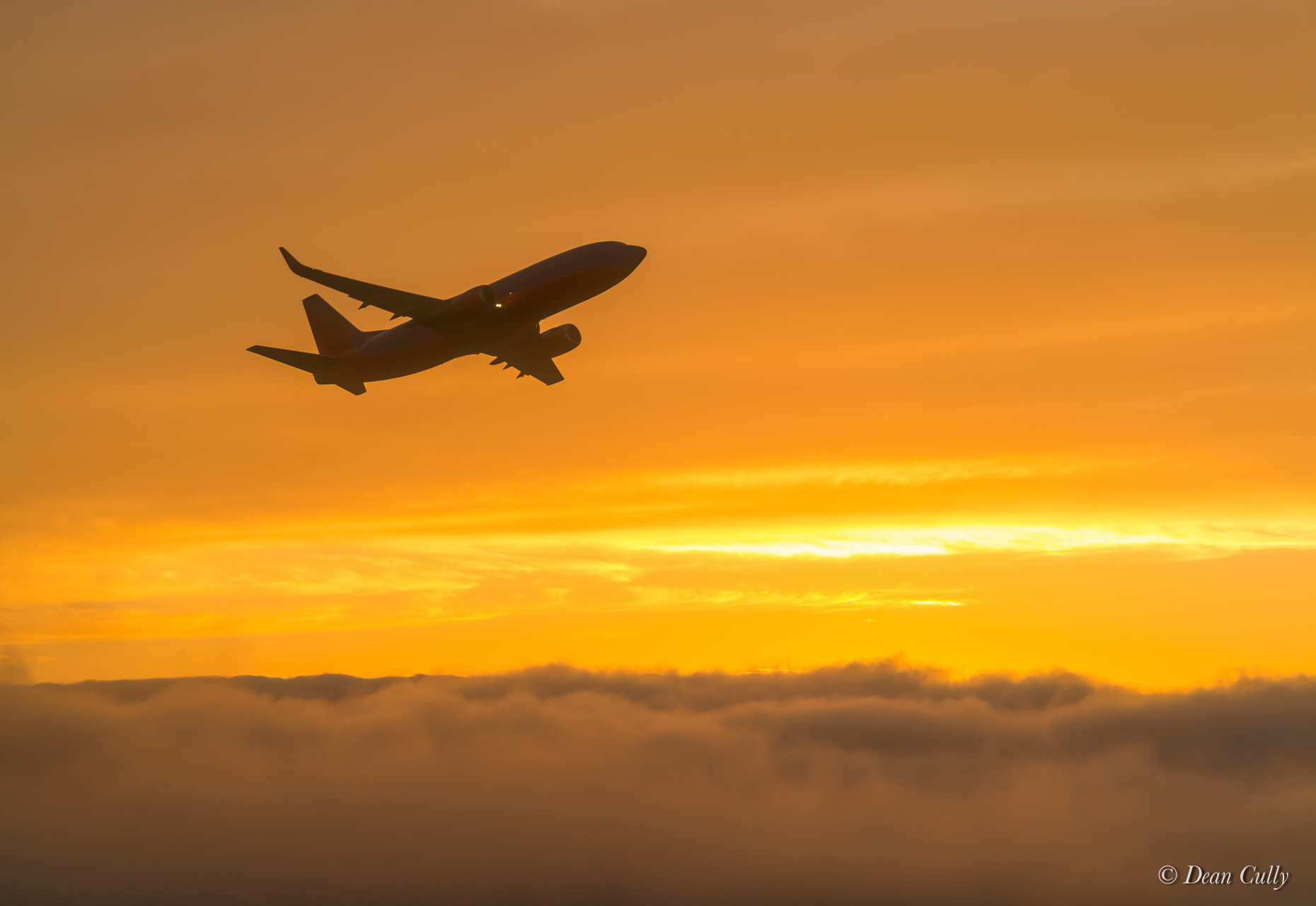 Sunset_airtoair_Boeing_737 Bursting Cloudbase 1078